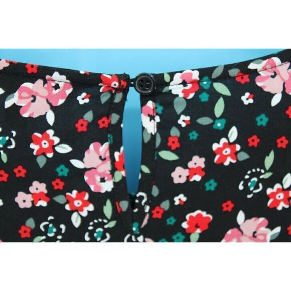 ULLA POPKEN PLUS SIZE 20/22 BLACK FLORAL PRINT BLOUSE WITH BELL SLEEVE WRIST - Picture 5 of 7
